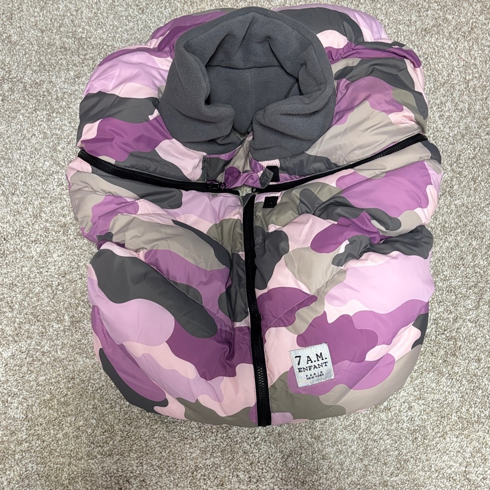 7 A.M. Enfant Camouflage car seat cover